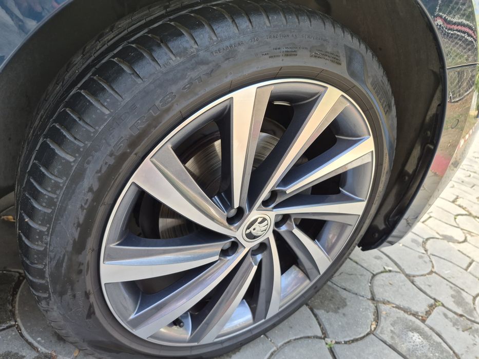 Anvelope vara 225/45/R18 Pirelli Cinturato P7 set 4 buc