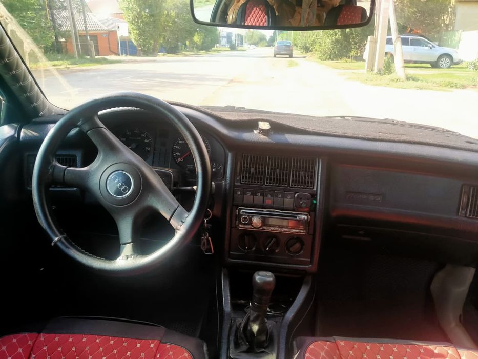 Продам Ауди 80 б4