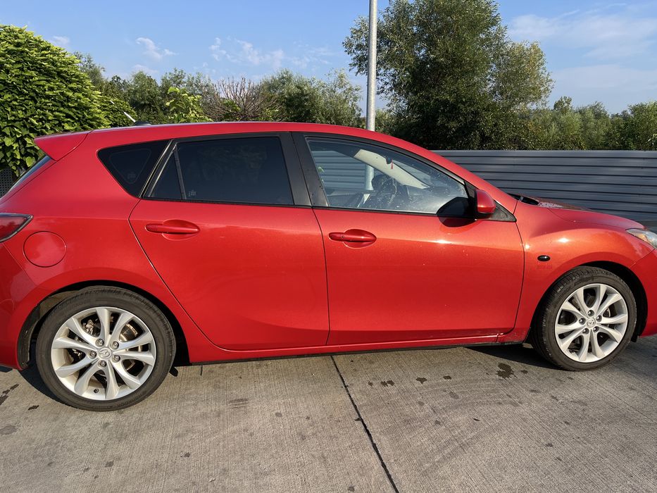 MAZDA 3 2011 — imagine 5