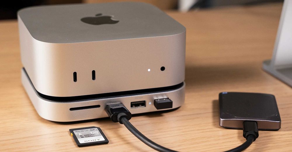 Mac Mini M4 16GB 256GB + SSD 512GB + SATECHI HUB Iasi • OLX.ro