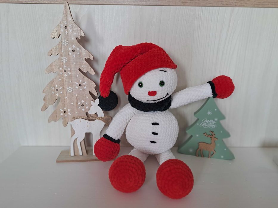 Плетени играчки, пуловери, жилетки, одеяла и др.