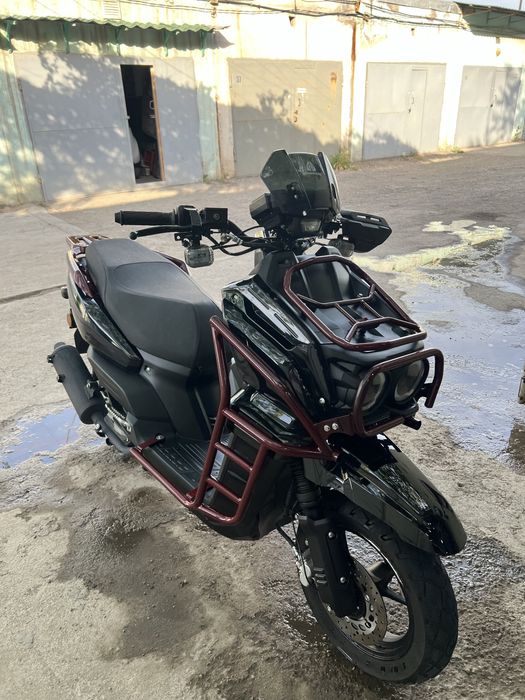 Skuter Tank 150 cc