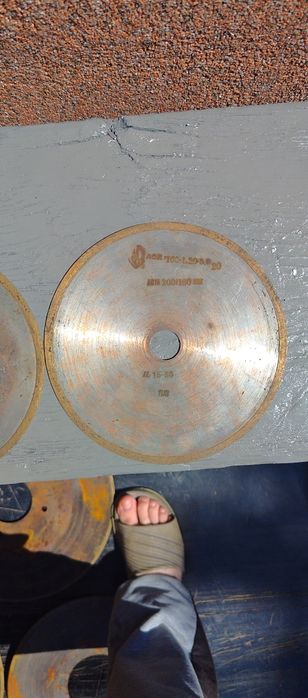 Алмазные диски по камню