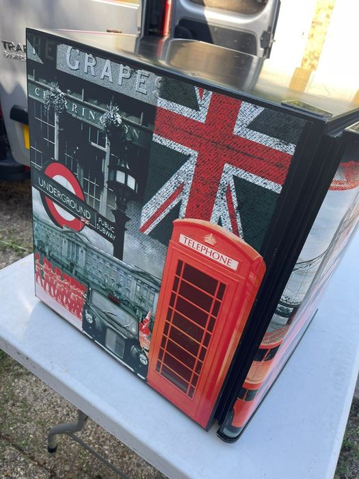 Хладилни витрини Husky, Хладилна чата IGLOO