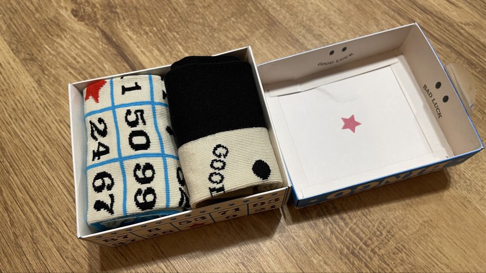 Set Ciorapi Originali Happy Socks Nr. 41-46 Noi In Cutie 2 Perechi