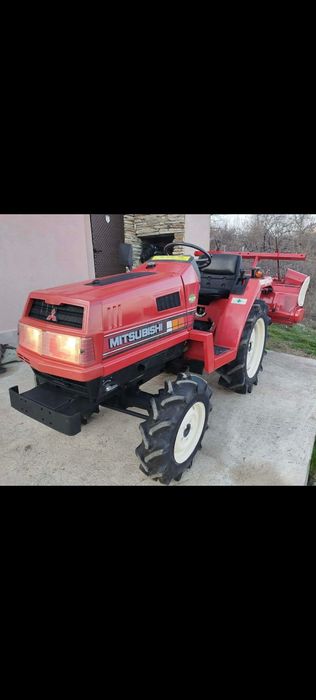 Японски трактор Mitsubishi MT16