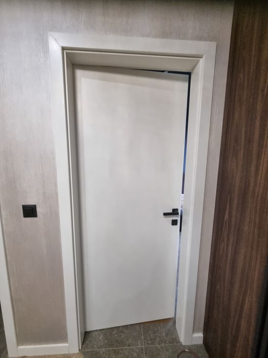 Интериорни врати