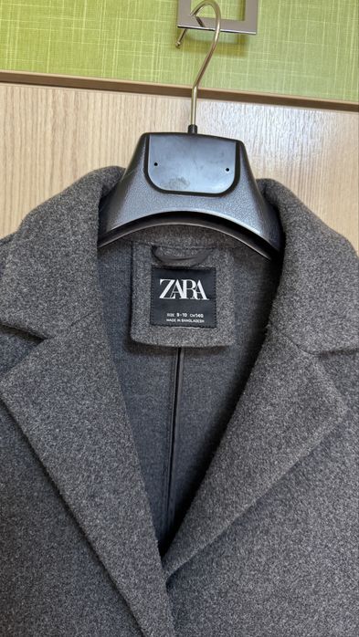 Пальто ZARA на девочку 9-10 лет, рост 140 см
