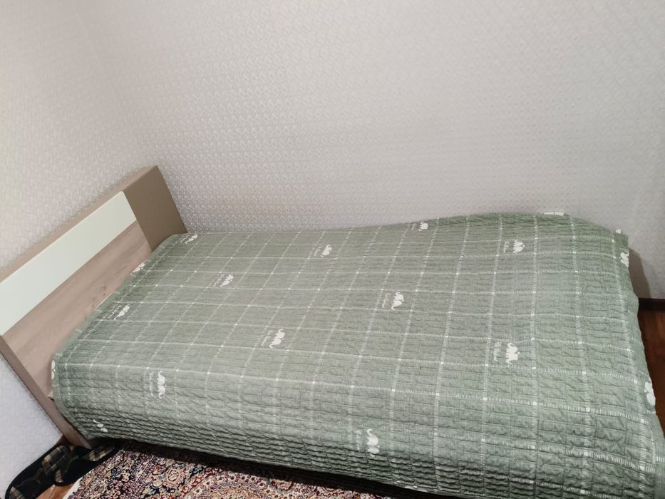 Продам   односпальную кровать