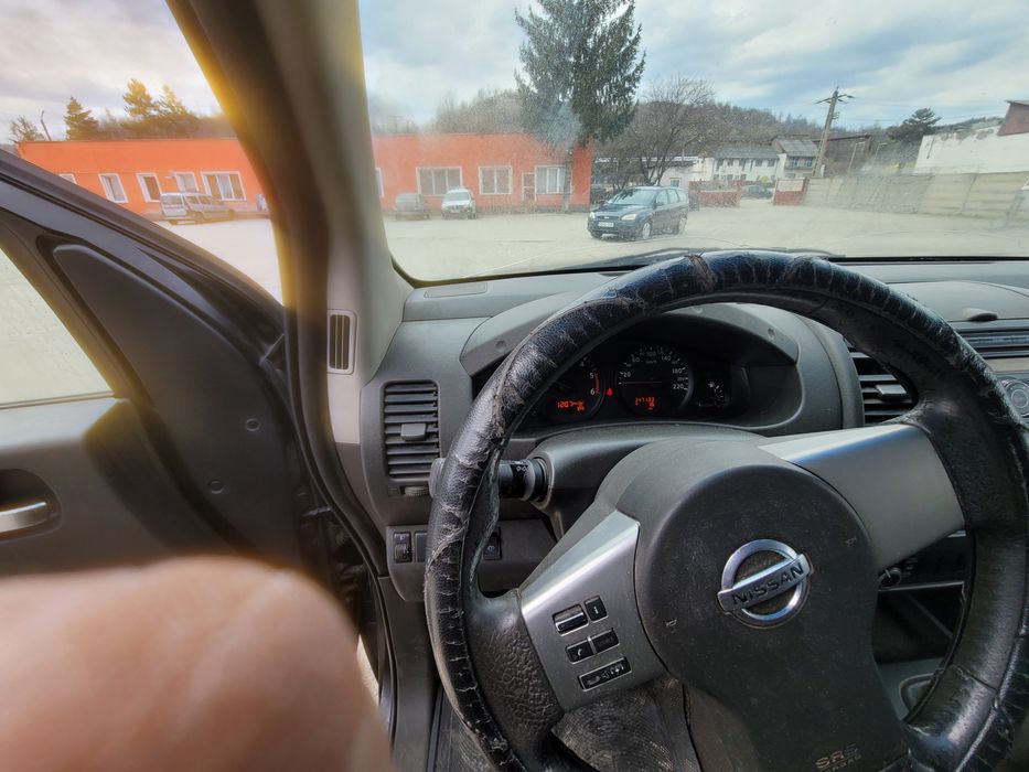 Nissan navara  king  cab