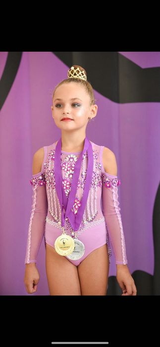 Трико за художествена гимнастика