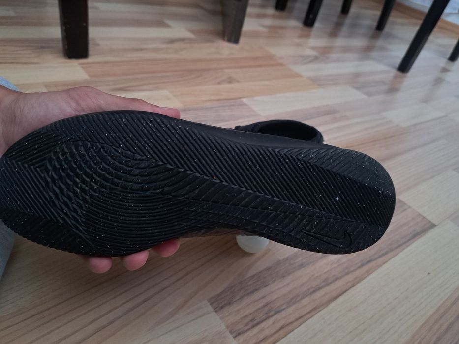 Mercuriale nike de sala