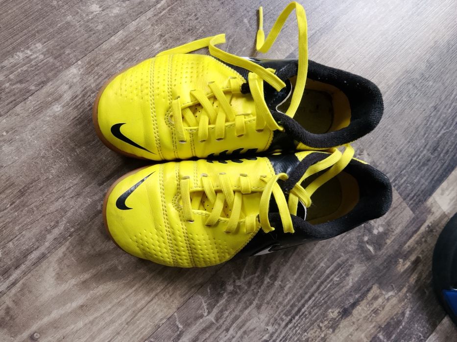 Оригинални маратонки и кецове