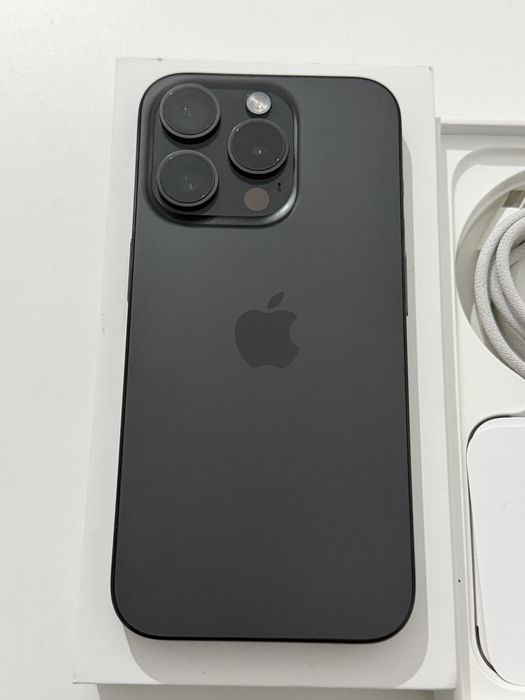 iPhone 15 Pro, 128GB, Black Titanium