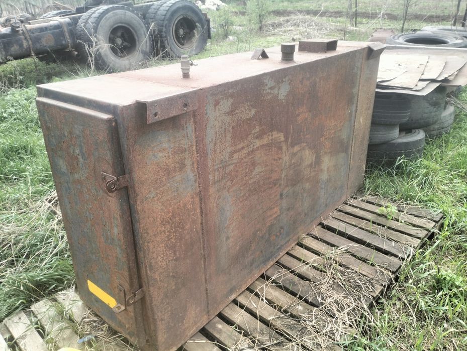 Продам калым бак 600 л + 1,1 л