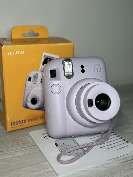 Aparat foto cu poze instant