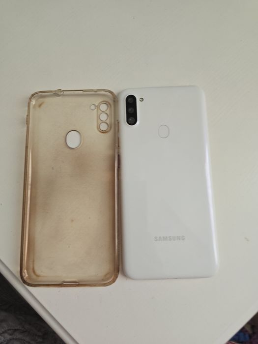 Смартфон Samsung Galaxy A11