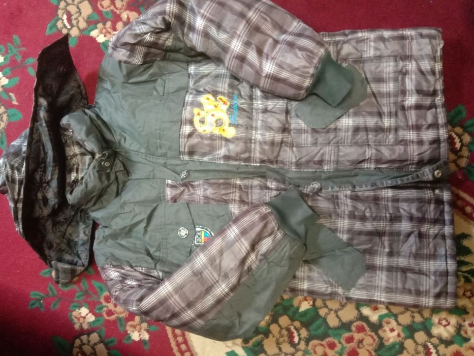 Продам мальчиковые вещи