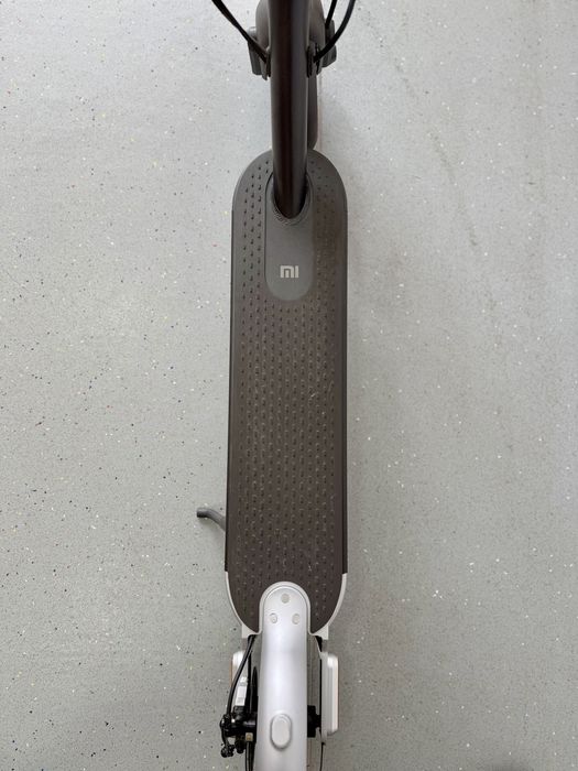 Trotineta electrica Xiaomi Mi Pro2 F1 editia AMG Petronas Mercedes