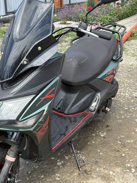 Продам скутер 150сс