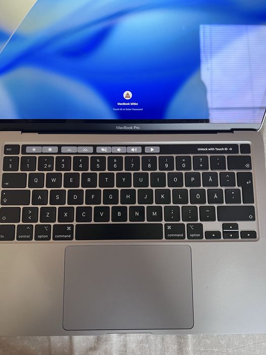 Macbook pro 2020 INTEL