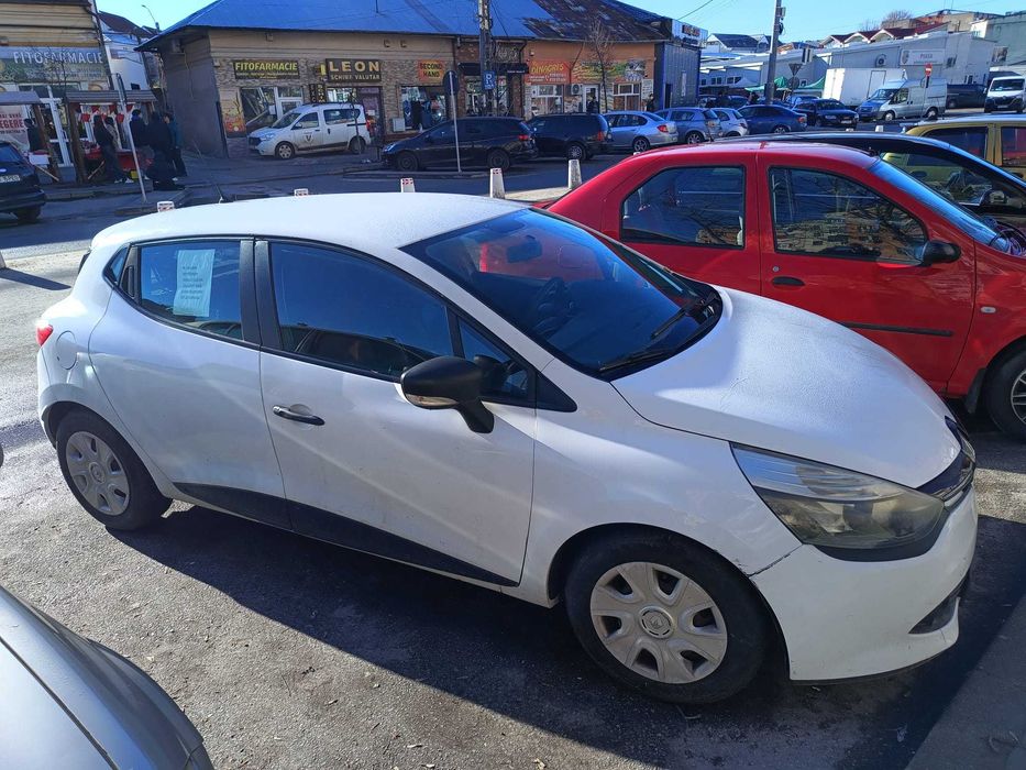 Vând Renault Clio 2014 noiembrie - 1600 diesel