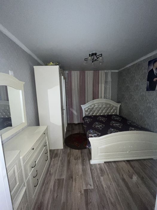 Продам спальный гарнитур