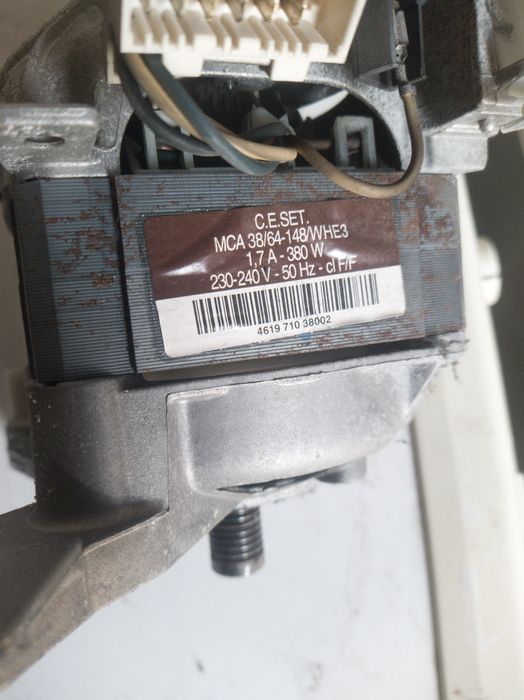 Продам двигатель от стеральной машинки