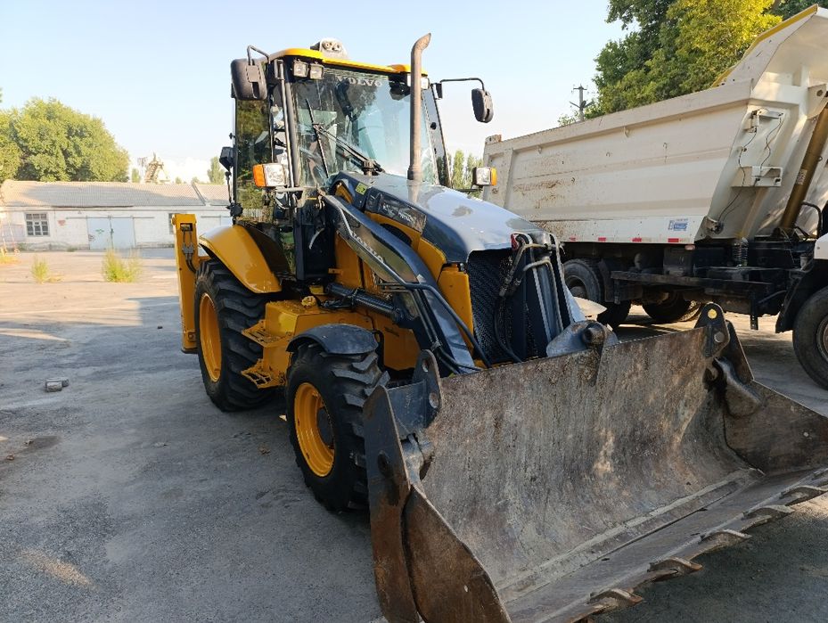 Volvo bl61 plus ekskavator