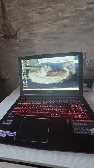 Продам ноутбук msi