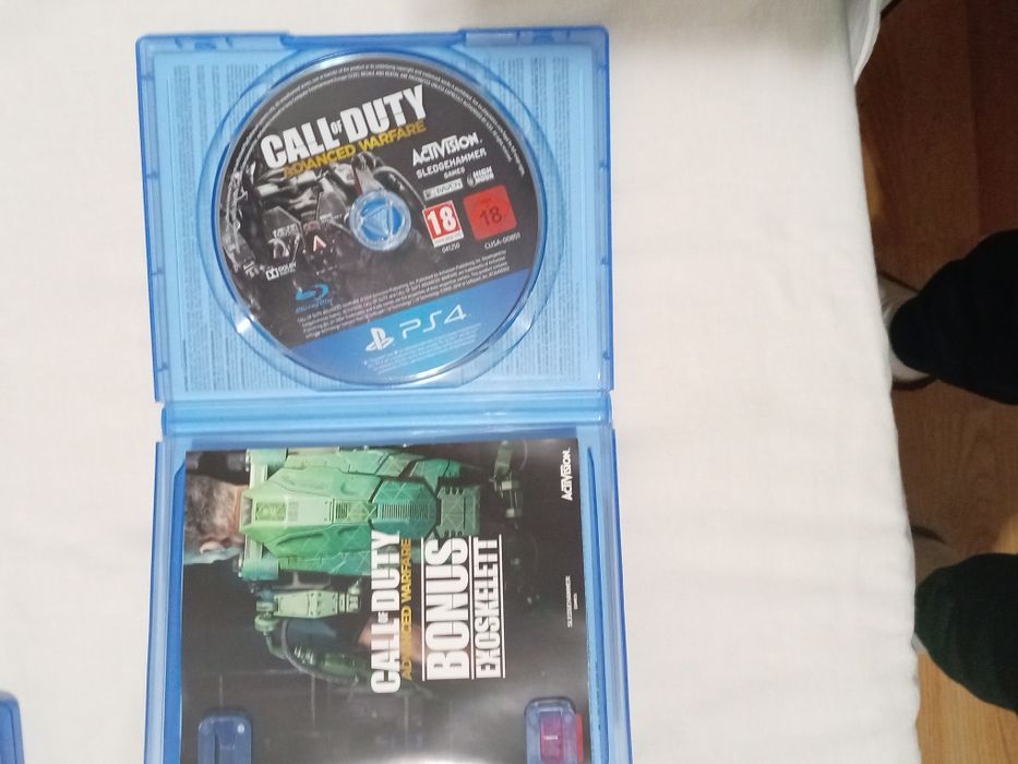 Пишете на обявата да питате за игра ако я имам ще изпратя снимки и цен