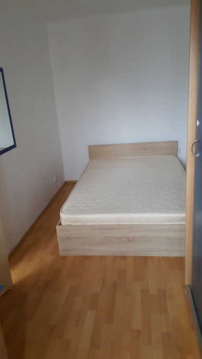 Vand apartament 2 camere