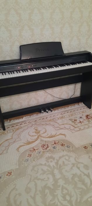 Цифровое пианино Casio px-750