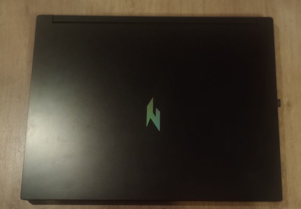 Laptop gaming Acer nitro v16
