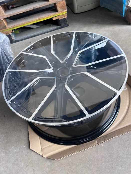 Нови джанти за Audi Q7 9JX21 5x112 ET22