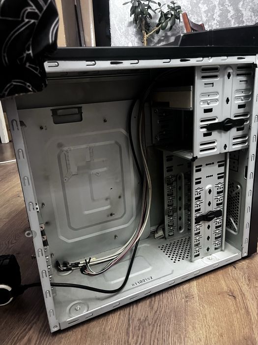 Продам корпус большой