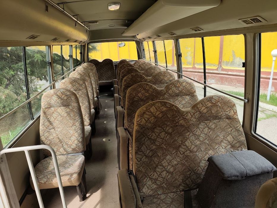 Mitsubisi fuso автобус сотилади 2009 йил дизель, холати яхши