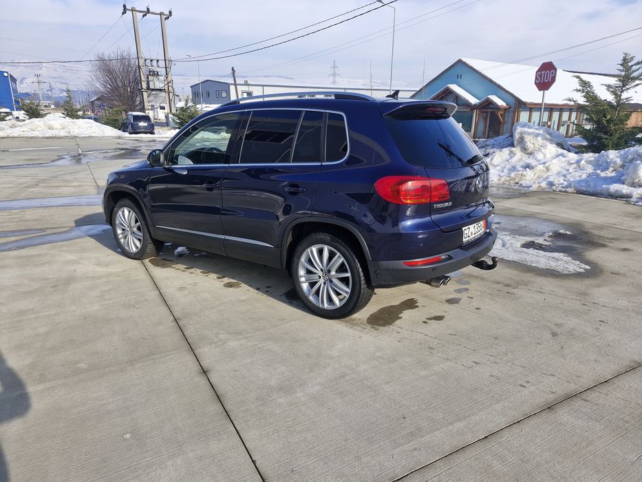Vând  Tiguan       DSG
