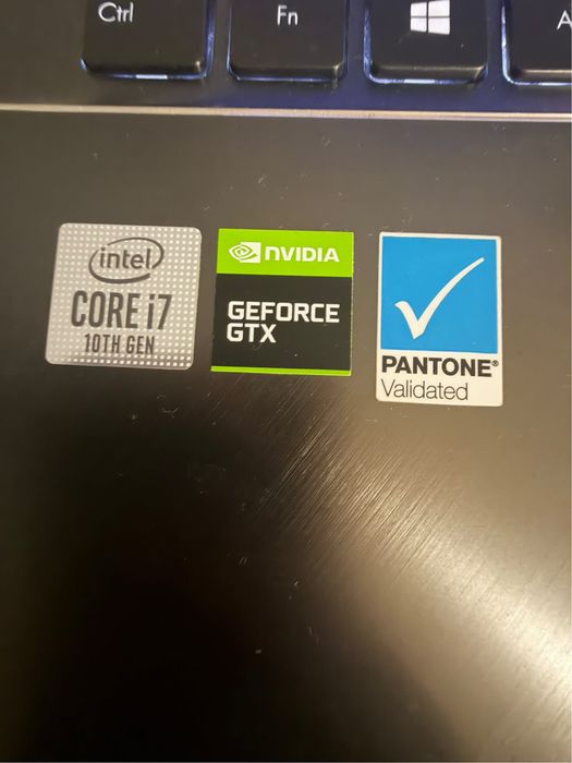 Asus zenbook editie speciala