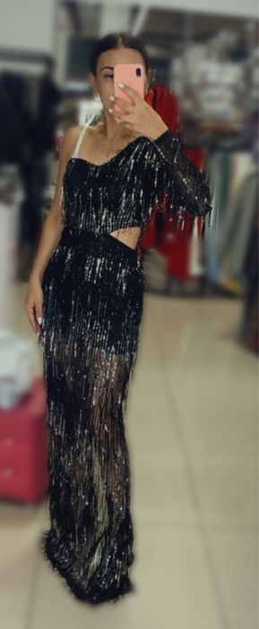 Продам шикарное вечернее платье