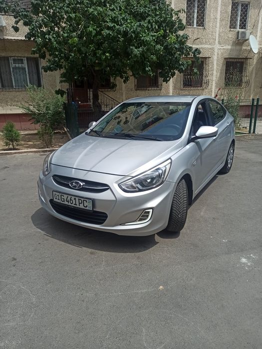 Продам хундай акцент 2015 года