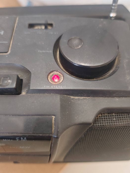 Radiocasetofon Philips 1990 + cadou