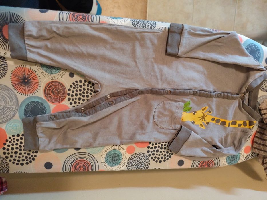 Лот от 3 гащеризона/ромпъра/пижами