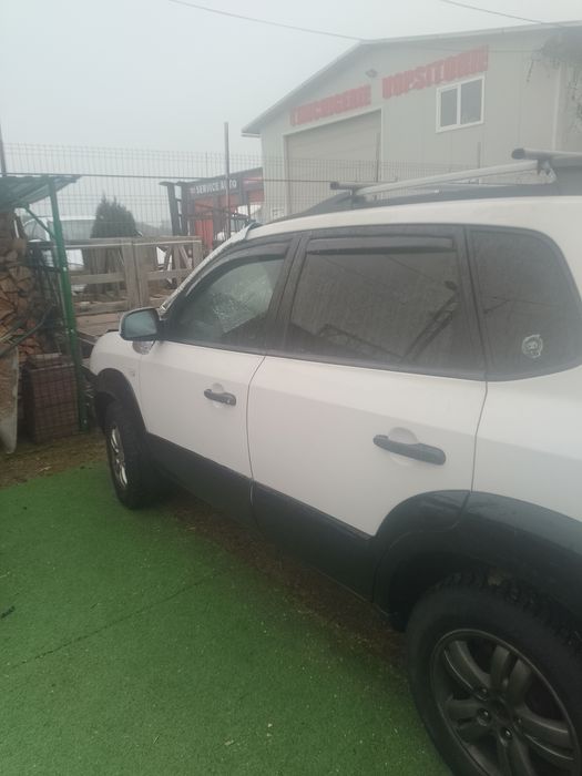 Vând Hyundai Tucson benzina și gpl