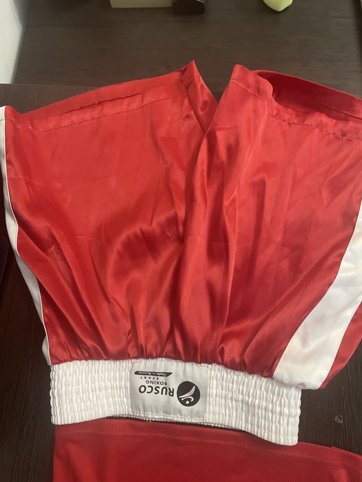 Продам подрастковую боксерскую форму