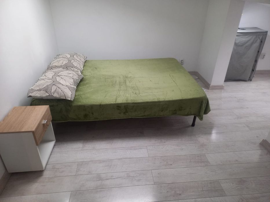 P.f. închiriez apartament 45 m² la casă, zona centru-gară
