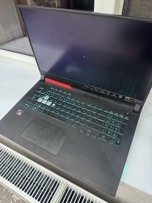 Продается игровой ноутбук ASUS ROG STRIX G713QM
