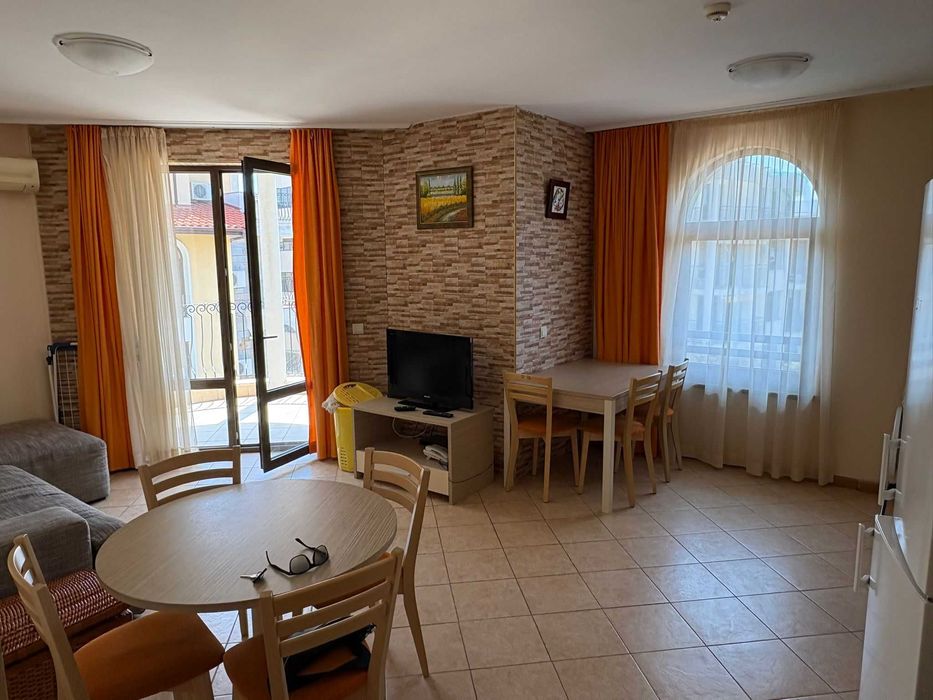 Продава се Тристаен апартамент в к.к. Слънчев бряг - 94 кв.м за 1118 €/кв.м - Снимка #1