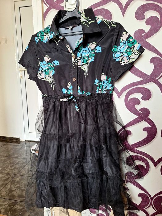 Дамска рокля с тюл