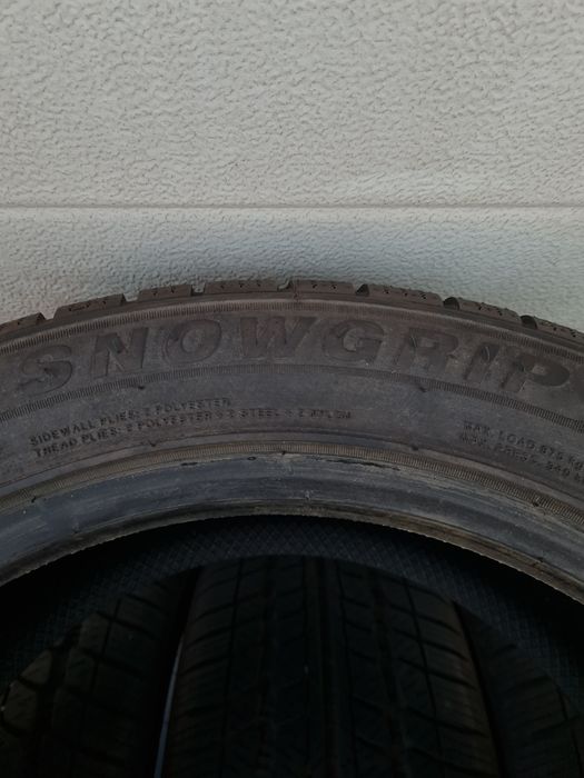 Зимни гуми 4 броя VANLI SnowGrip 255 45 R18
